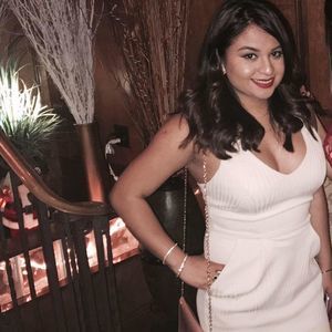Meet your Posher, Alondra
